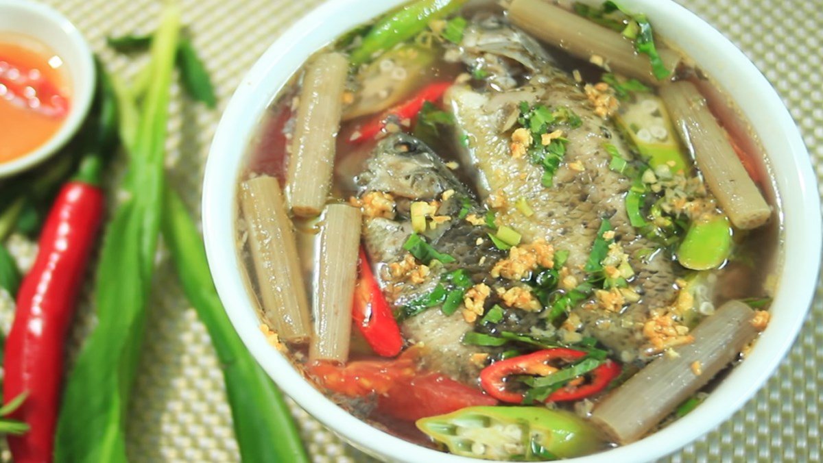 Canh chua cá rô đồng cực thích hợp ăn trong ngày hè.